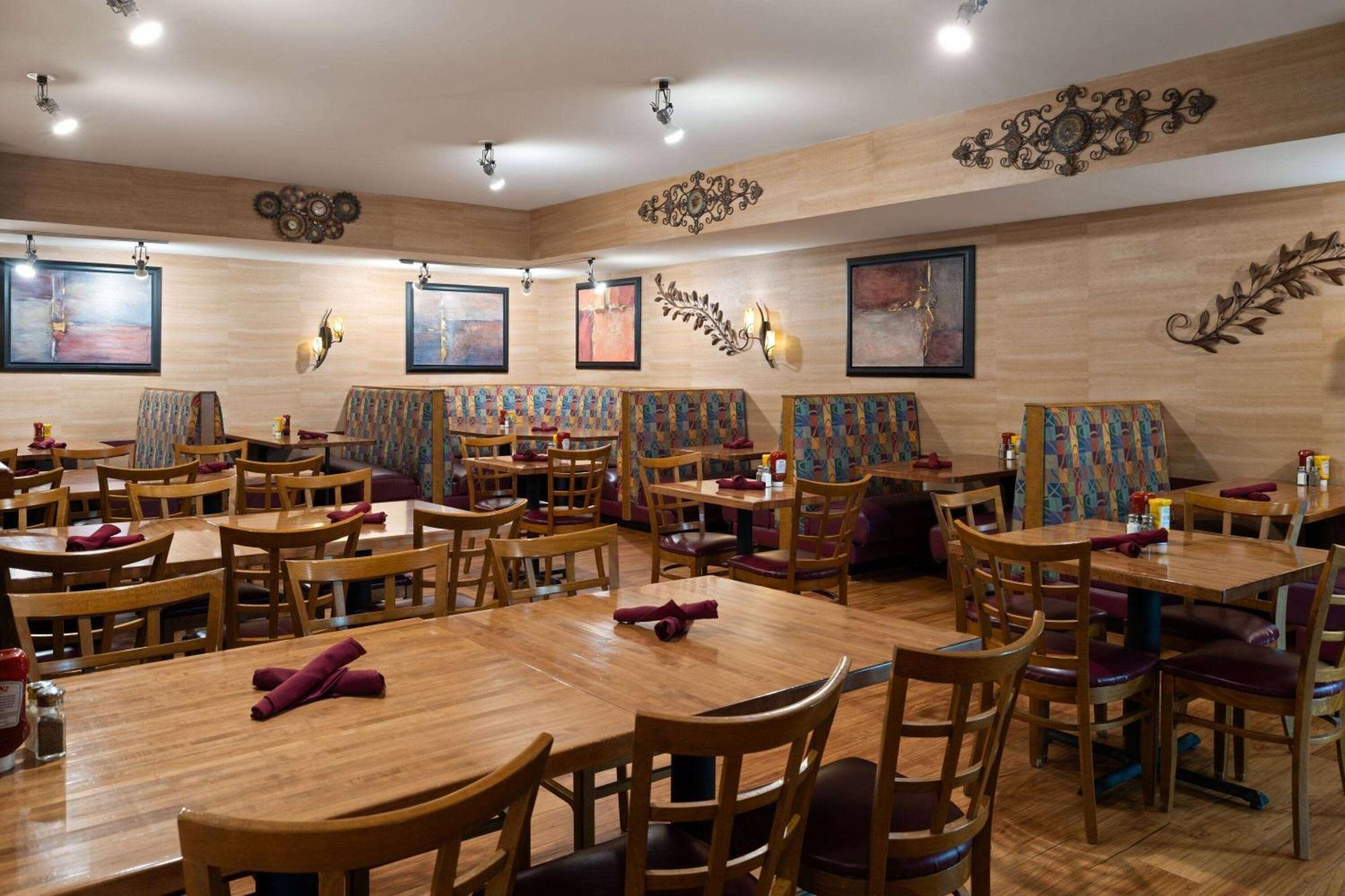 Wyndham Garden Otsego-Minneapolis Екстериор снимка