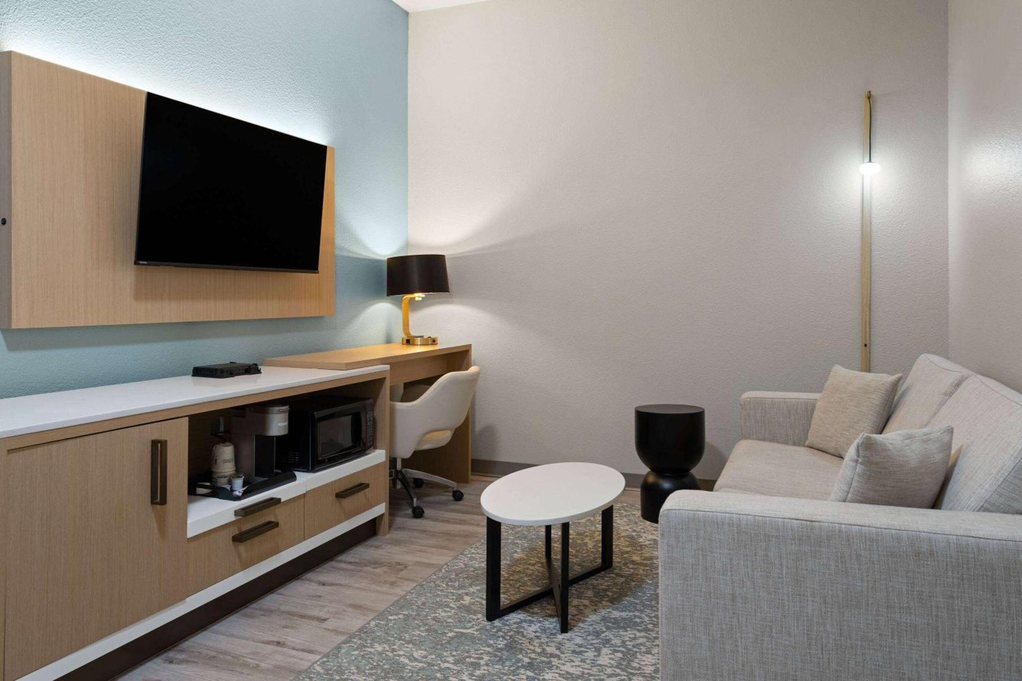Wyndham Garden Otsego-Minneapolis Екстериор снимка