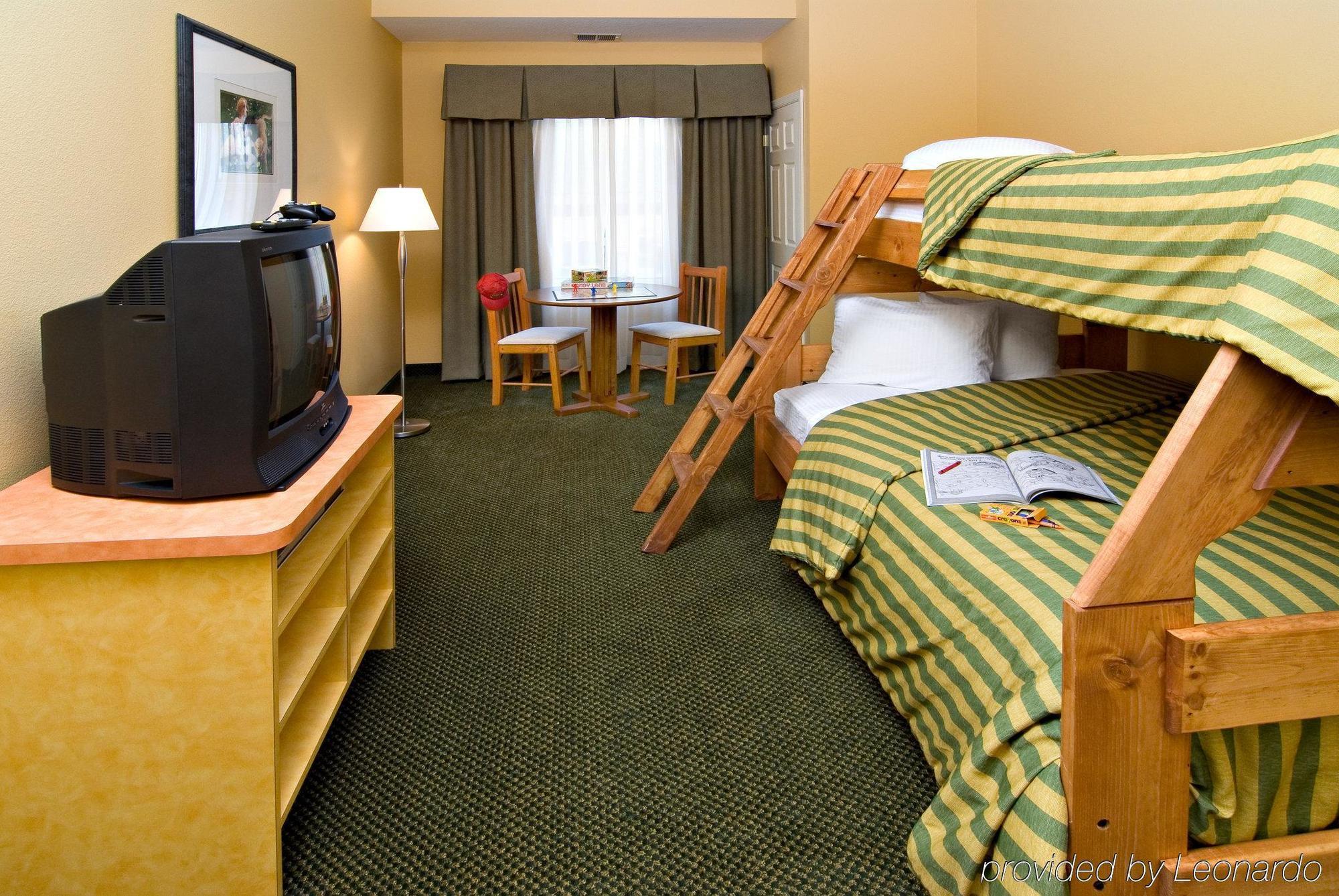 Wyndham Garden Otsego-Minneapolis Екстериор снимка