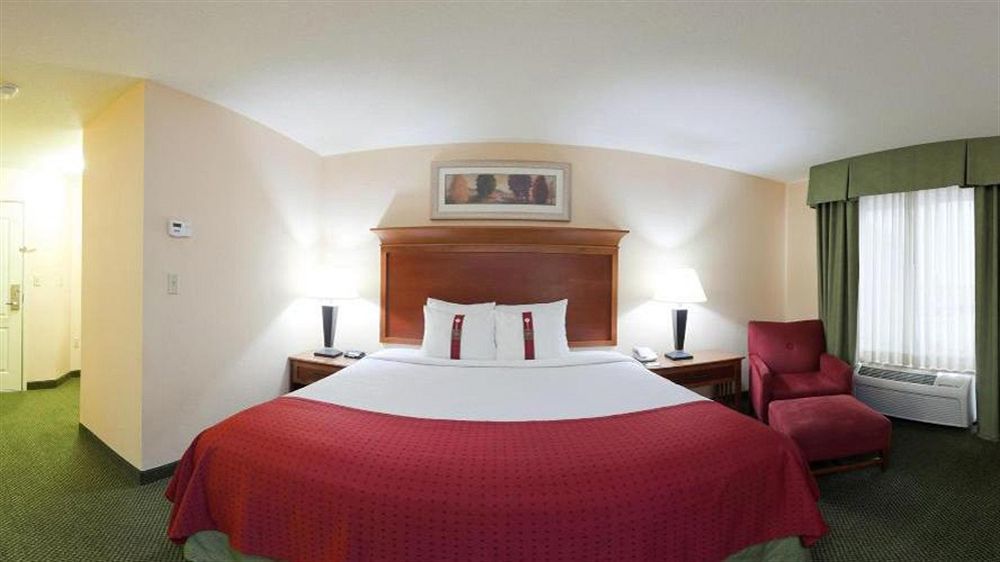 Wyndham Garden Otsego-Minneapolis Екстериор снимка